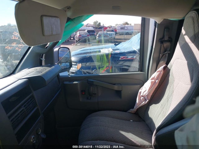 Chevrolet Express 2500 Ls 2016 1GAWGEFF1G1242033 Image 5