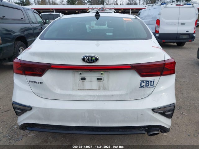 2019 KIA FORTE LXS VIN: 3KPF24AD4KE053727