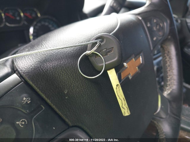 Chevrolet Suburban Lt 2019 1GNSCHKC2KR128462 Image 11