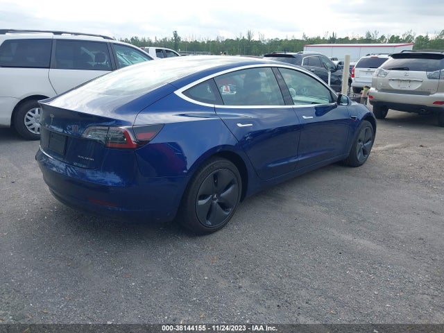 2019 TESLA MODEL 3 5YJ3E1EB6KF387740 Photo 3