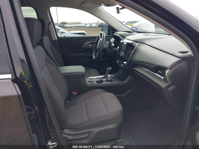 Chevrolet Traverse Ls 2019 1GNERFKW1KJ115243 Image 5