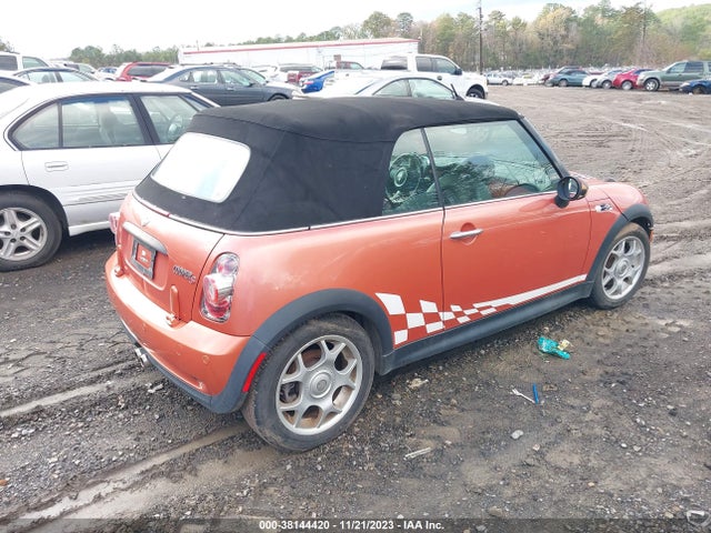 2006 MINI COOPER S WMWRH33576TJ42844 Photo 3