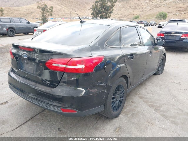 2015 FORD FOCUS SE VIN: 1FADP3F2XFL202641