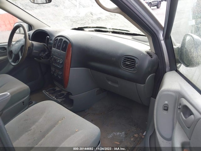 2007 CHRYSLER TOWN & COUNTRY LX VIN: 2A4GP44R37R353207