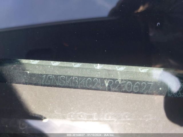 1GNSKBKC2LR250627 Chevrolet Tahoe 4wd Lt