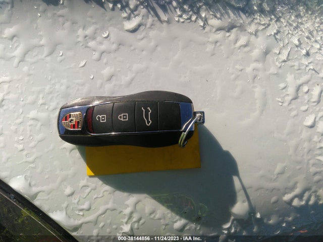 2020 PORSCHE MACAN WP1AF2A5XLLB60106 Photo 10