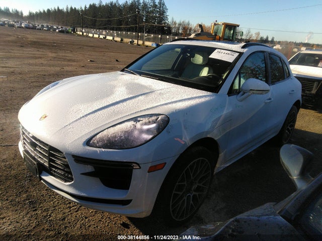 2020 PORSCHE MACAN WP1AF2A5XLLB60106 Photo 1