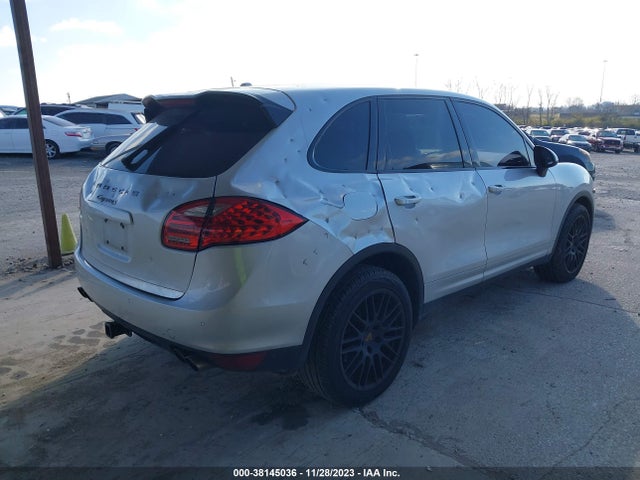 2011 PORSCHE CAYENNE WP1AB2A20BLA43540 Photo 3