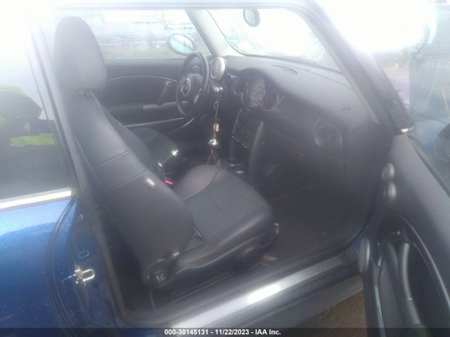2004 MINI COOPER S WMWRE33414TD79099 Photo 4