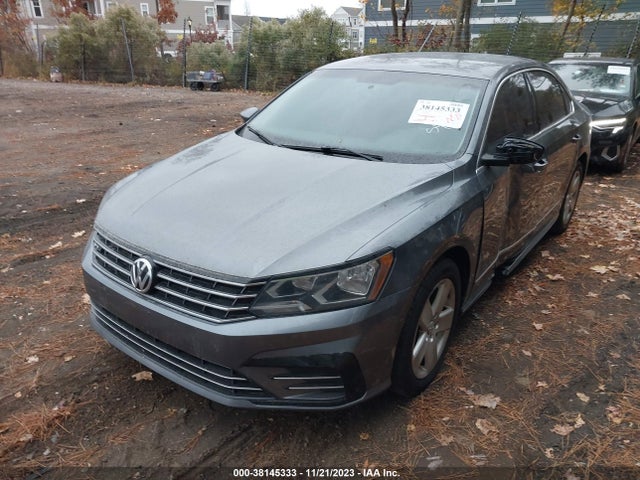 1VWAT7A37GC039929 Volkswagen Passat 1.8t R-line