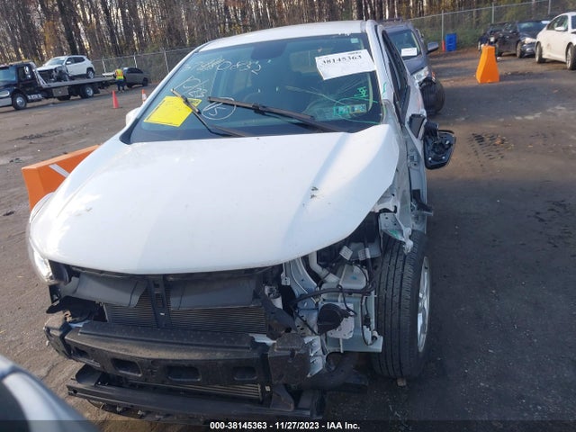 Chevrolet TRAX LS 2018 KL7CJNSB8JB570868 Image 12