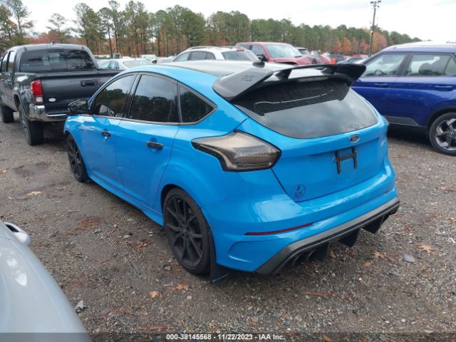 2018 FORD FOCUS RS WF0DP3TH8J4126355 Photo 2