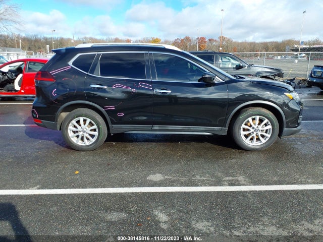 Nissan ROGUE SV 2018 5N1AT2MT6JC786345 Image 13