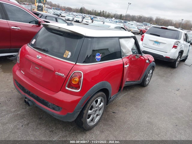 2010 MINI COOPER S WMWMF7C58ATX42059 Photo 3