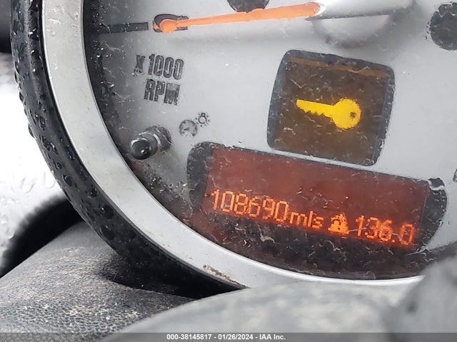 2010 MINI COOPER S WMWMF7C58ATX42059 Photo 6