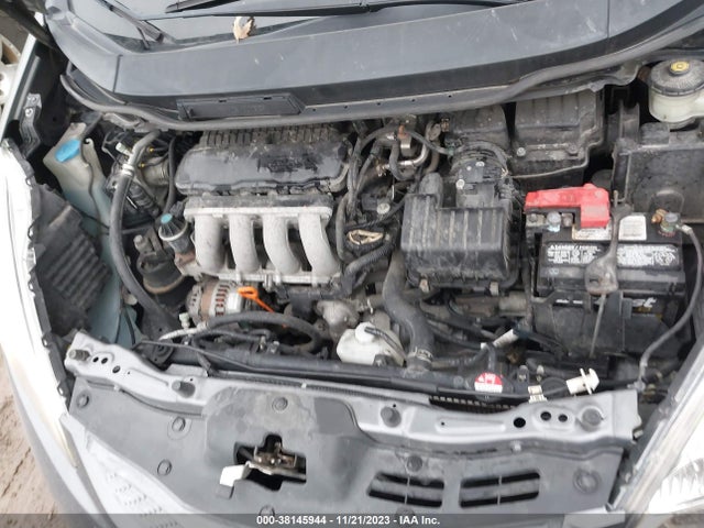 2011 HONDA FIT SPORT VIN: JHMGE8H58BC006613