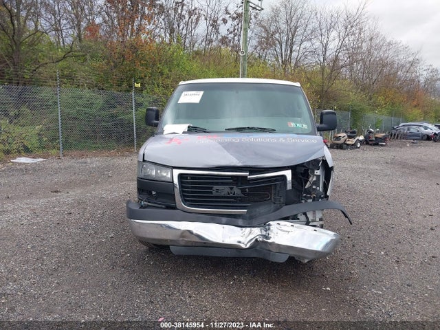 GMC Savana 2500 Work Van 2016 1GTW7AFFXG1902361 Image 12