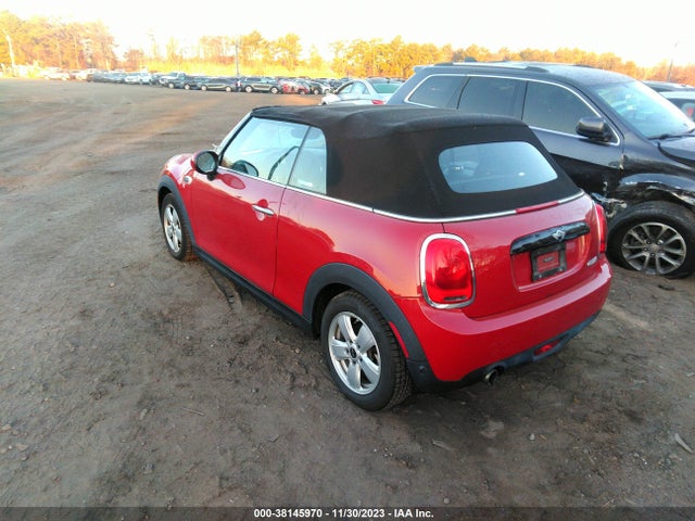 2017 MINI CONVERTIBLE WMWWG5C31H3C99369 Photo 2