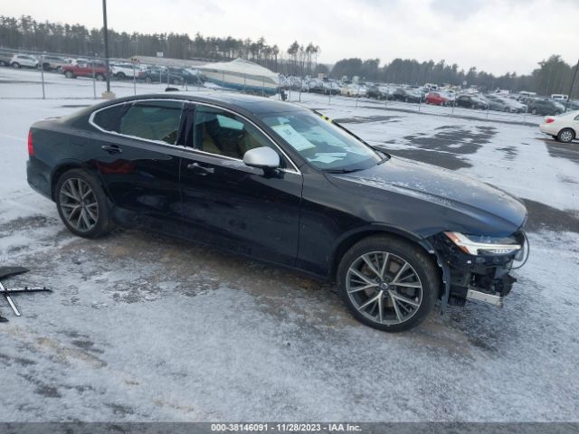 2017 VOLVO S90 YV1A22MK9H1010659