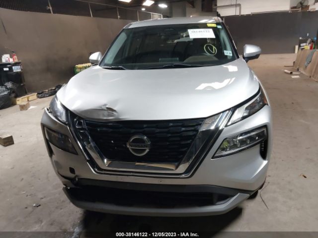 5N1AT3BB4MC834591 Nissan Rogue Sv Intelligent Awd