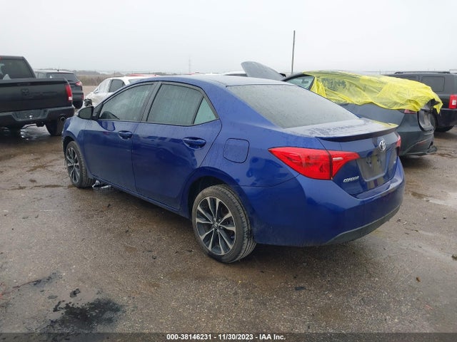 Toyota COROLLA SE 2018 5YFBURHE5JP766153 Image 3