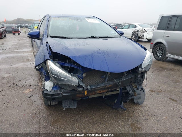 Toyota COROLLA SE 2018 5YFBURHE5JP766153 Image 6