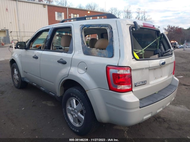 2008 FORD ESCAPE XLT VIN: 1FMCU93148KE80923