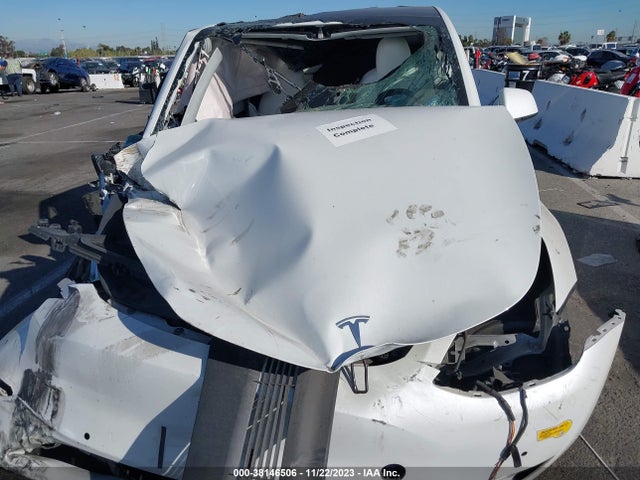 38146506 :رقم المزاد ، 7SAYGDEE3NF554851 vin ، 2022 Tesla Model Y Long Range Dual Motor All-wheel Drive مزاد بيع