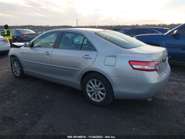 2011 TOYOTA CAMRY XLE V6 VIN: 4T1BK3EKXBU616357