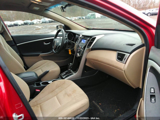 2016 HYUNDAI ELANTRA GT VIN: KMHD35LH4GU303899