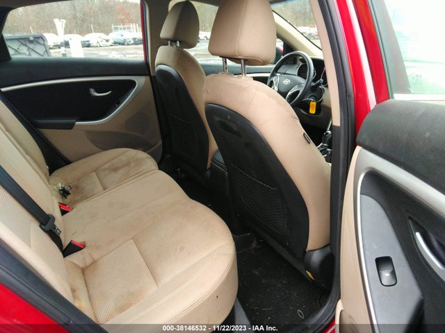 2016 HYUNDAI ELANTRA GT VIN: KMHD35LH4GU303899