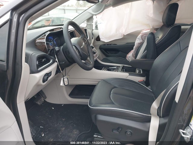 Chrysler Pacifica Limited 2023 2C4RC1GGXPR610902 Image 5