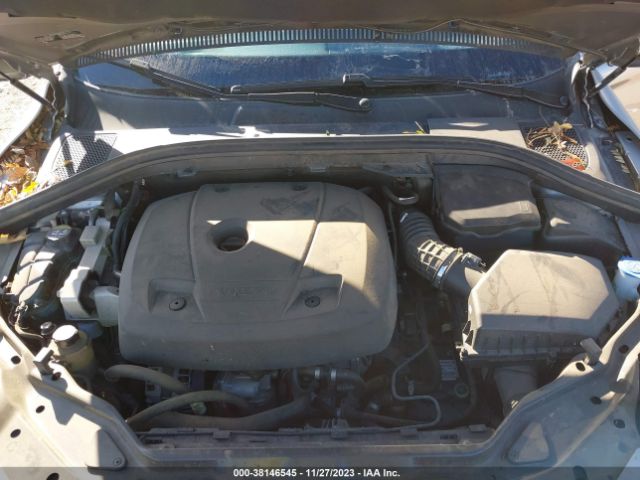 2016 VOLVO XC60 YV449MRM8G2924752 Photo 9