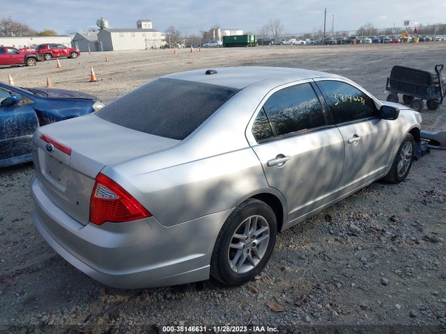 2012 FORD FUSION S VIN: 3FAHP0GA7CR440806