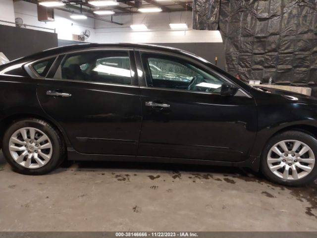 1N4AL3AP3GC164883 Nissan Altima 2.5 S