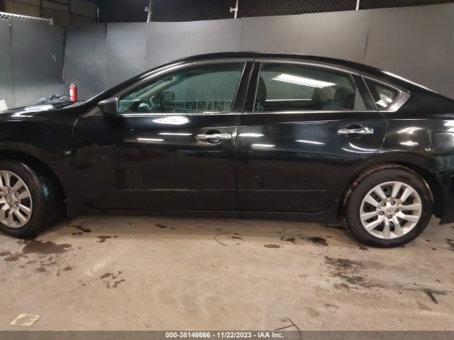 1N4AL3AP3GC164883 Nissan Altima 2.5 S