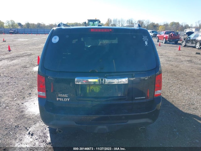 Honda Pilot Touring 2015 5FNYF3H95FB025878 Image 16