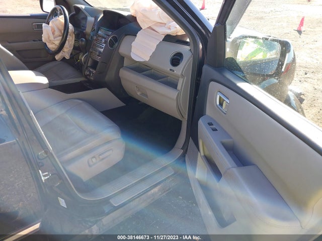 Honda Pilot Touring 2015 5FNYF3H95FB025878 Image 5