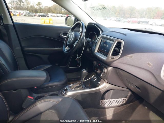 3C4NJCBB7HT629563 Jeep New Compass Latitude Fwd