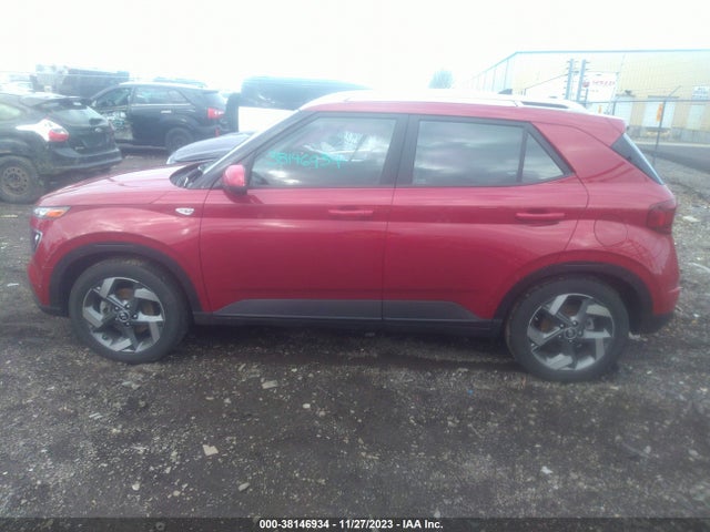 2022 HYUNDAI VENUE LIMITED VIN: KMHRC8A37NU188100