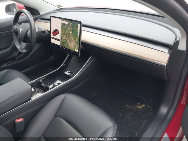 Tesla Model 3 Long Range 2019 5YJ3E1EB1KF387046 Image 5