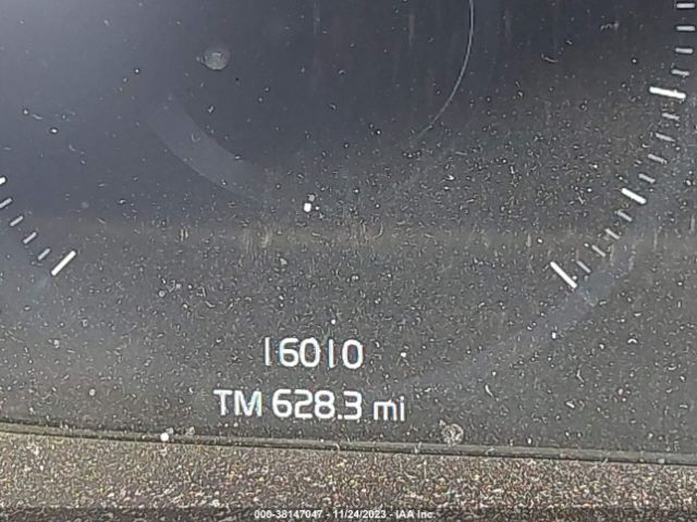 2022 VOLVO XC40 YV4162UM9N2790239 Photo 6