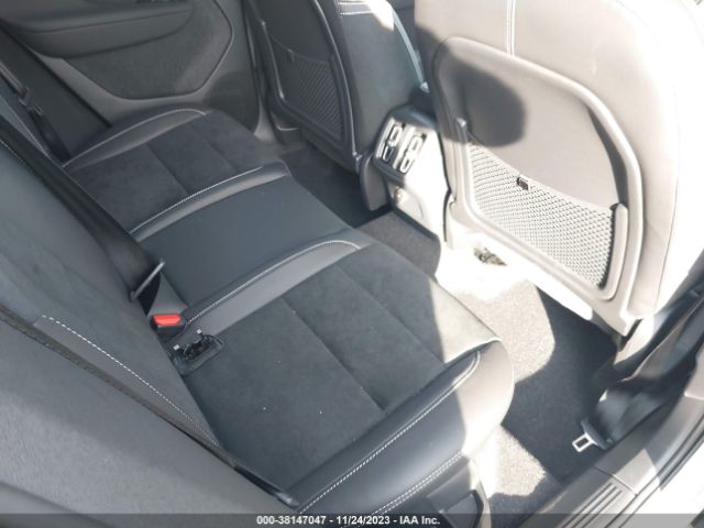 2022 VOLVO XC40 YV4162UM9N2790239 Photo 7