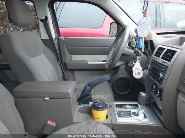 2010 DODGE NITRO SXT VIN: 1D4PT5GX2AW100348