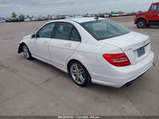 WDDGF4HB5EA965521 Mercedes-Benz C 250 Sport/luxury