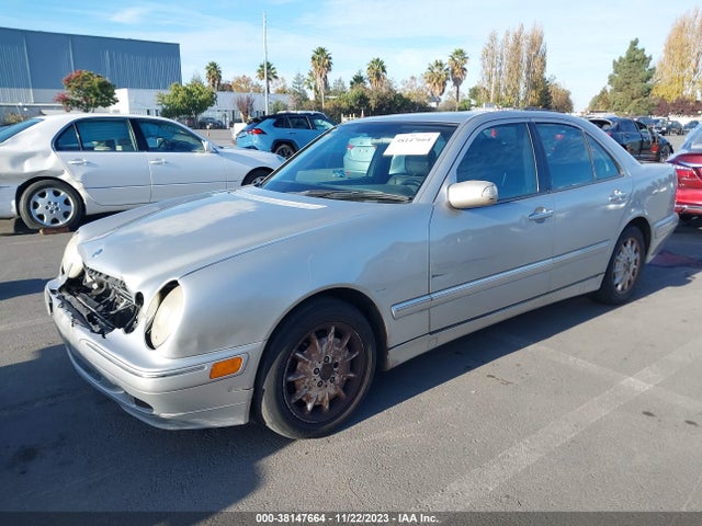 2001 MERCEDES-BENZ E-CLASS BASE (A5) VIN: WDBJF65JX1B316159