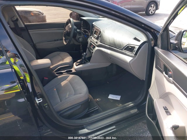 2017 HYUNDAI ELANTRA SE VIN: 5NPD74LFXHH144688