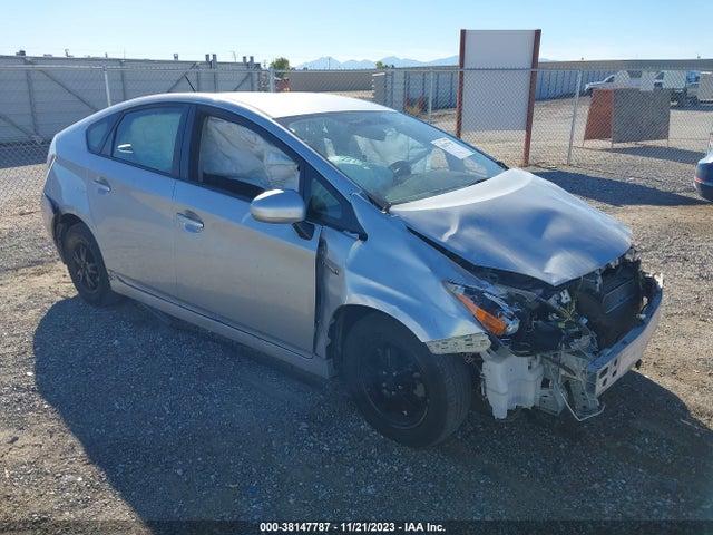 2015 TOYOTA PRIUS TWO VIN: JTDKN3DUXF0474118