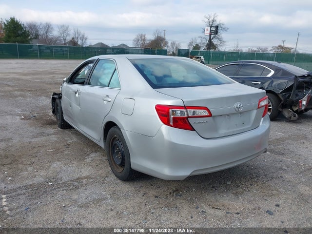 Toyota CAMRY LE 2014 4T1BF1FKXEU452524 Image 3