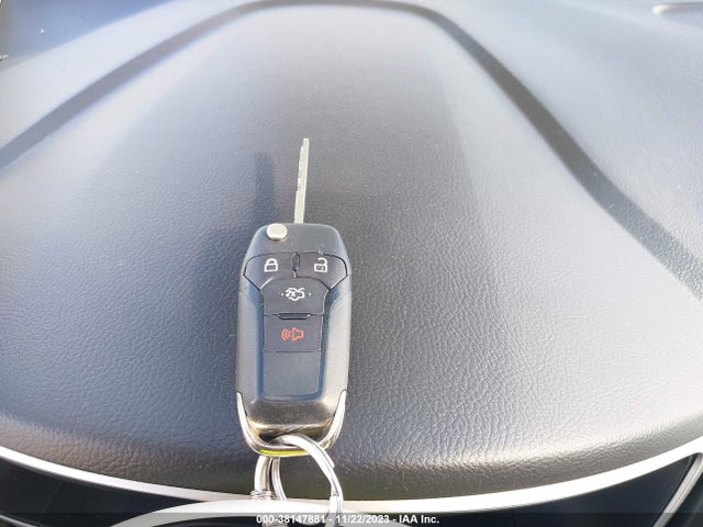 2015 FORD FUSION SE VIN: 3FA6P0H76FR132282